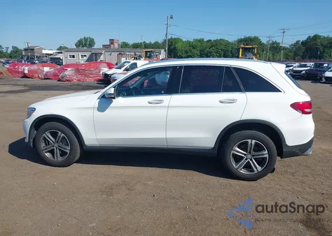 2017 Mercedes-Benz Glc 300 4Matic from USA, damaged, VIN WDC0G4KB4HF138693
